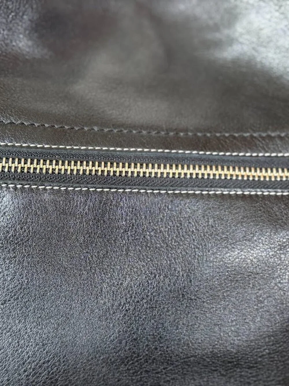 Vintage Legacy Slim (#1415) black leather convertible crossbody bag - Picture 7 of 11